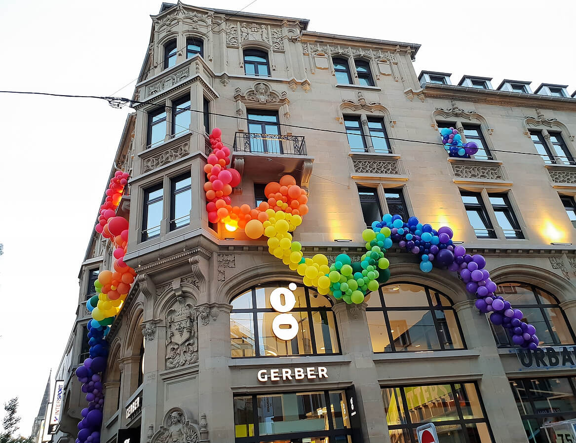 Beispiel Eventdekoration: Ballonwolke